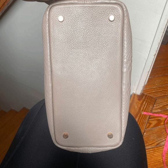 GiGi New York 🐾  TEDDIE TOTE Nude Embossed Python Leather, MSRP $365 - Picture 10 of 14